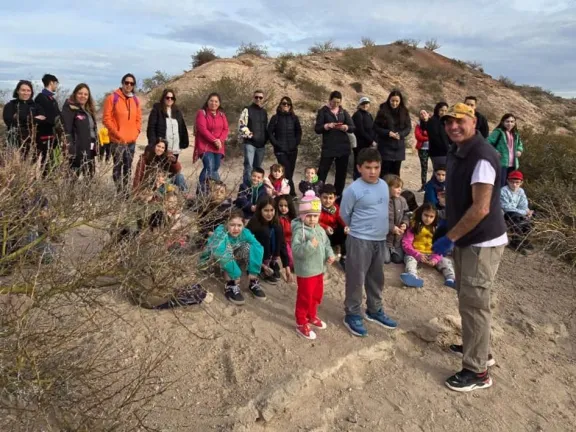 el-hombre-que-lee-piedras-paleoturismo-para-toda-la-familia-
