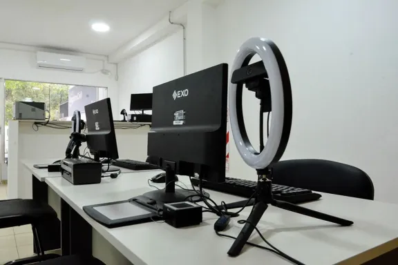 335-empleados-del-registro-civil-de-neuquen-logran-una-mejor