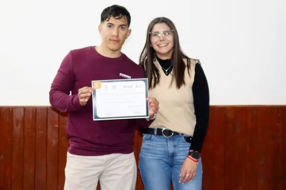 49-guias-de-senderismo-se-graduaron-en-andacollo-tras-cuatro