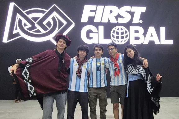 estudiantes-neuquinos-compiten-en-el-mundial-de-robotica-en-