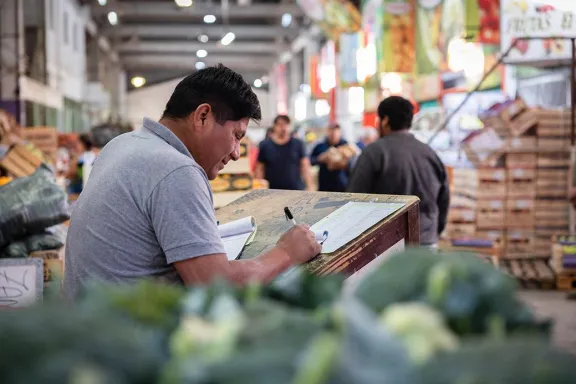 el-mercado-concentrador-adelanta-su-horario-y-abrira-dos-sab