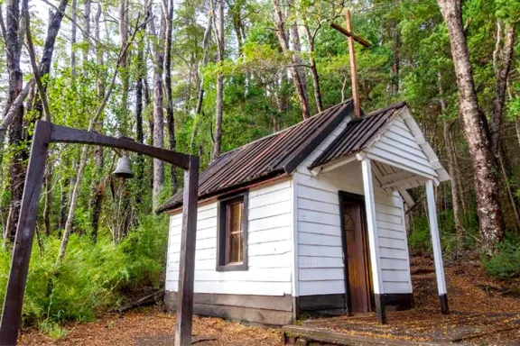 santa-teresita-la-capilla-de-madera-que-93-anos-atras-unio-a