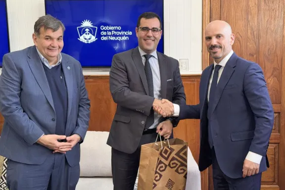 neuquen-avanza-hacia-un-consulado-itinerante-de-espana-en-la