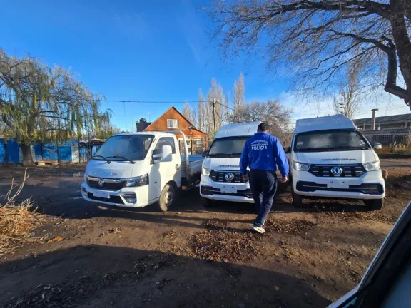 recuperaron-tres-camiones-robados-en-neuquen-los-hallaron-en