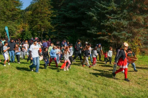 pascuas-magicas-en-villa-la-angostura-chocolate-juegos-y-sol