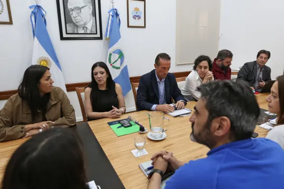 gobierno-propone-actualizacion-por-ipc-y-bono-de-480-mil-a-d