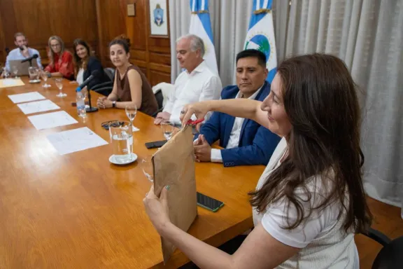 piedra-del-aguila-licita-642-millones-para-urbanizar-25-lote