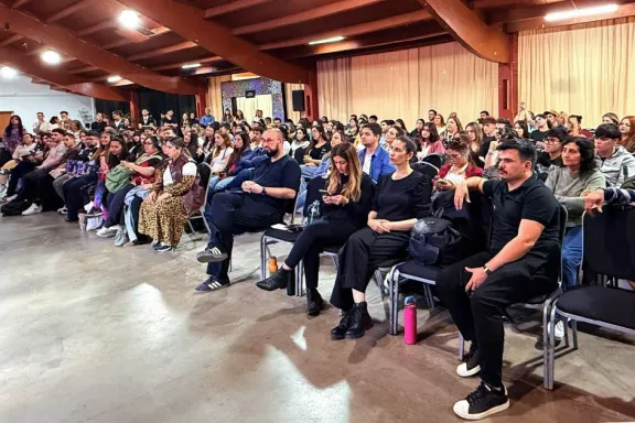 neuquen-organiza-su-congreso-integral-de-adolescencias-y-juv