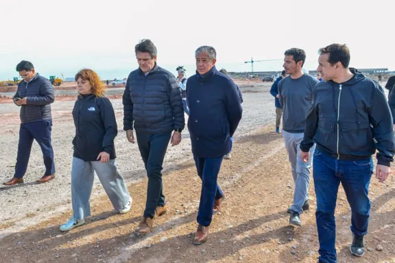 neuquen-construye-1700-viviendas-en-cuenca-intermedia-el-pla