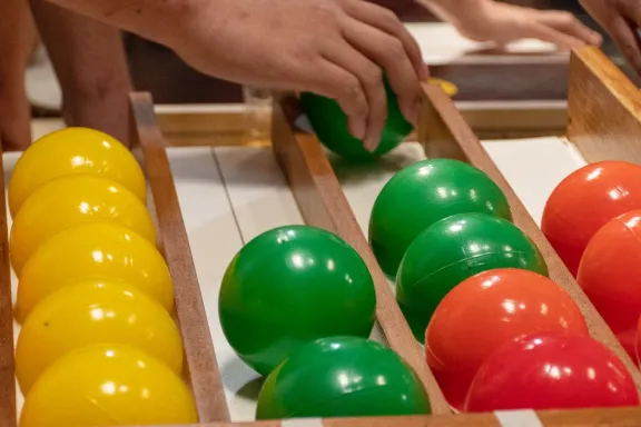 charla-sobre-la-ensenanza-de-matematica-reune-a-docentes-neu