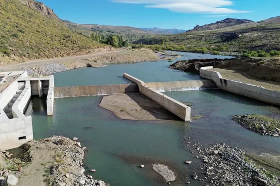 luz-al-norte-el-epen-conecta-la-microcentral-nahueve-al-sist