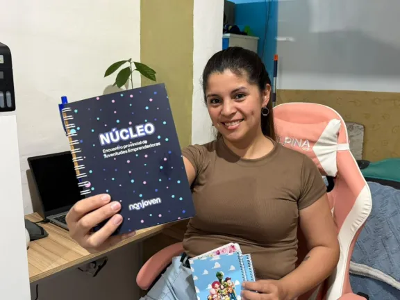 de-tutoriales-a-emprendimiento-como-luna-huerta-creo-su-nego