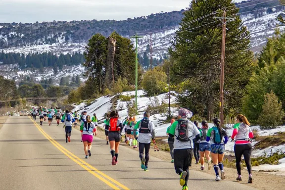 villa-pehuenia-moquehue-recibe-la-asics-k21-trail-running-en