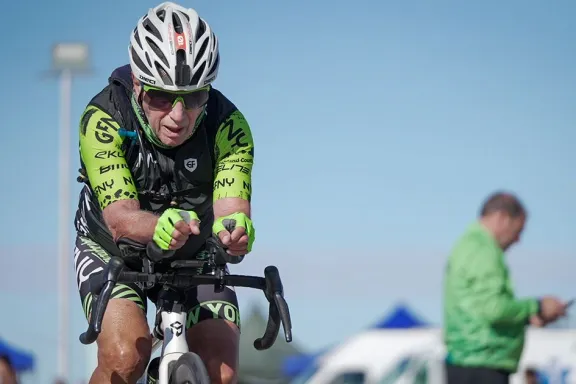 70-anos-sobre-dos-ruedas-quique-messineo-pedalea-170-km-y-de