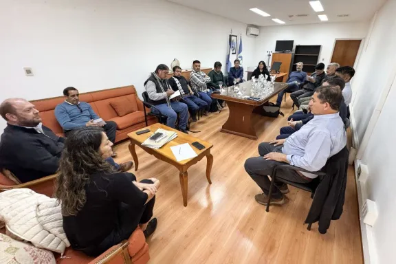 delegados-neuquinos-despliegan-agenda-territorial-en-salud-p