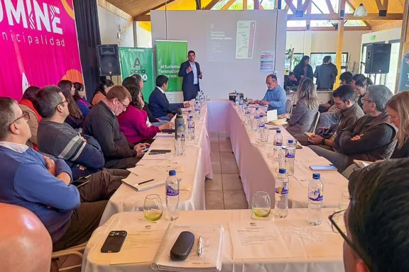 alumine-fue-sede-del-primer-consejo-regional-de-turismo-de-l