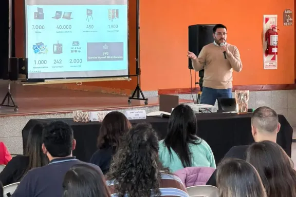 cien-docentes-neuquinos-debatieron-como-integrar-matematica-
