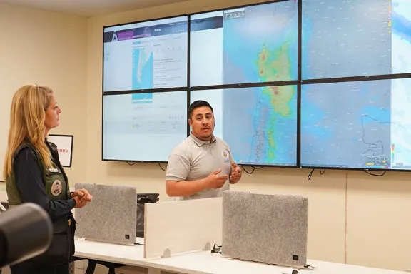 alerta-roja-suspenden-clases-en-el-oeste-y-monitorean-el-ava