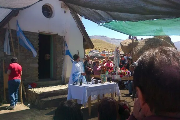 ailinco-el-paraje-del-norte-neuquino-donde-arranca-el-camino