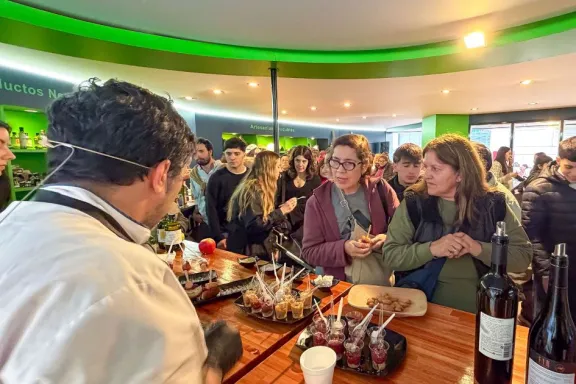 neuquen-conquista-la-expo-rural-2026-con-vinos-gastronomia-y