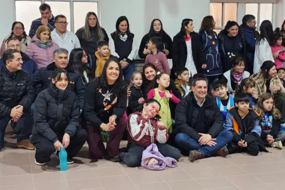 inauguran-obra-de-341-millones-en-escuela-de-el-cholar-benef
