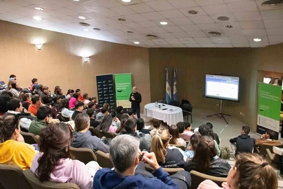 el-cpe-capacito-a-120-docentes-en-cuerpos-generos-y-sexualid