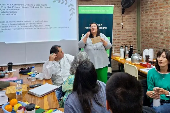 docentes-de-huerta-de-neuquen-se-capacitan-en-agroecologia-c