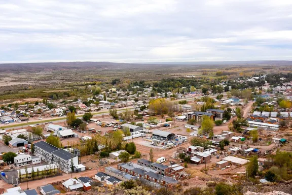 la-provincia-recupera-tierras-fiscales-en-anelo-240-hectarea