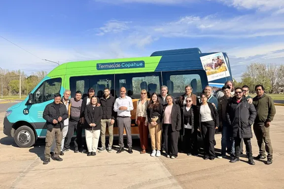 eproten-suma-un-nuevo-minibus-0-km-e-invierte-150-millones-e