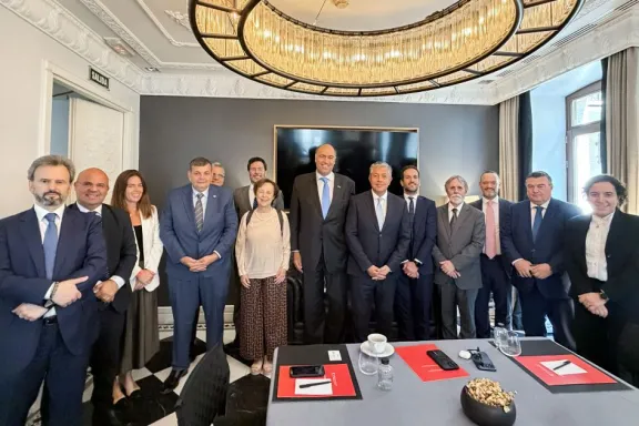 figueroa-convoco-a-empresas-espanolas-a-invertir-en-neuquen-