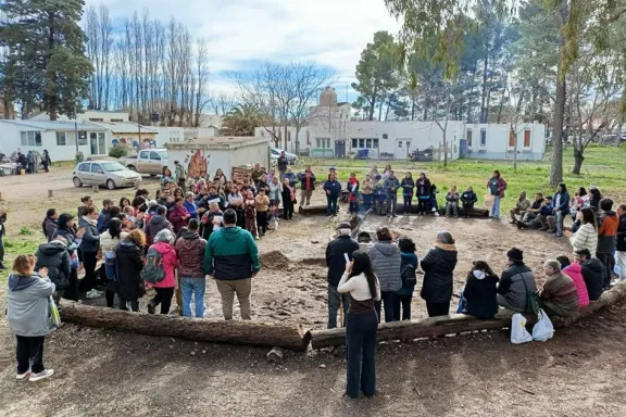 neuquen-reunio-a-docentes-huerteros-y-expertos-para-fortalec