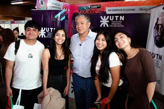 expovocacional-2026-multitudinaria-apertura-con-60-stands-y-
