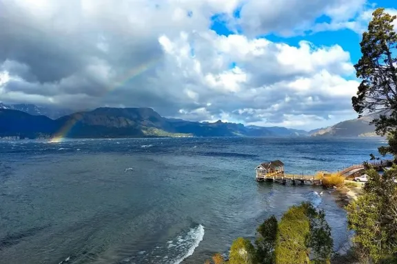 mas-de-30-mil-visitantes-llegaron-a-neuquen-en-el-fin-de-sem