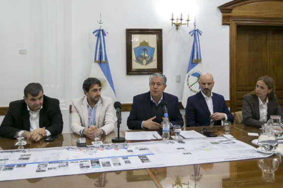 figueroa-abre-licitacion-de-9200-millones-para-urbanizar-bar