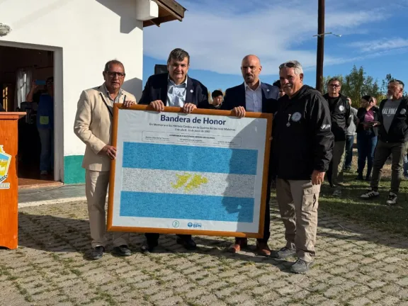 paso-aguerre-honro-a-moncho-aguila-a-44-anos-de-su-caida-en-