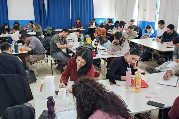 neuquen-forma-187-docentes-para-fortalecer-la-educacion-tecn