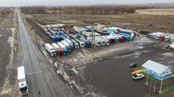 nieve-en-neuquen-pasos-cerrados-y-100-camiones-varados-en-la