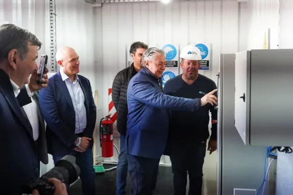 centenario-ya-tiene-agua-potable-garantizada-para-4500-vecin