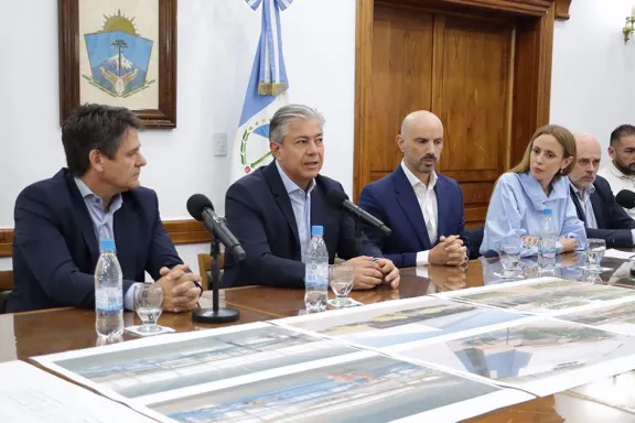neuquen-construira-su-primer-natatorio-olimpico-licititan-ob