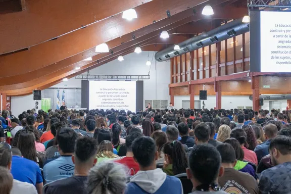 neuquen-convoca-a-su-ii-congreso-provincial-de-educacion-fis