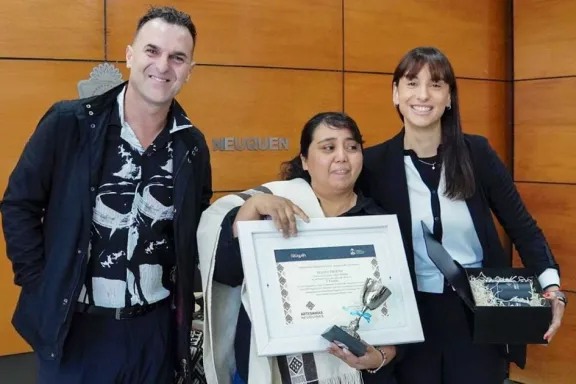 eliana-tropan-la-artesana-de-junin-de-los-andes-que-teje-ide