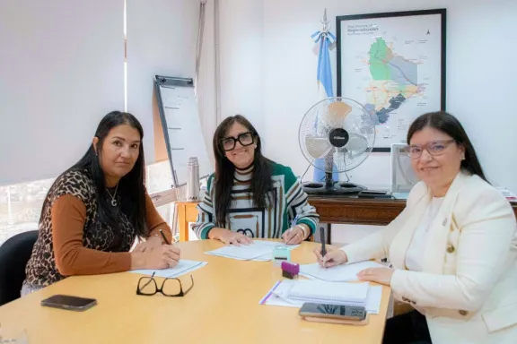 escuelas-mas-protegidas-educacion-y-la-defensa-se-unen-contr