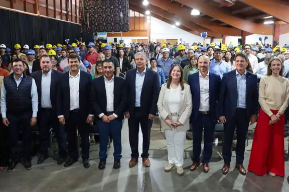 plan-comunidad-en-obra-26780-millones-de-pesos-para-infraest