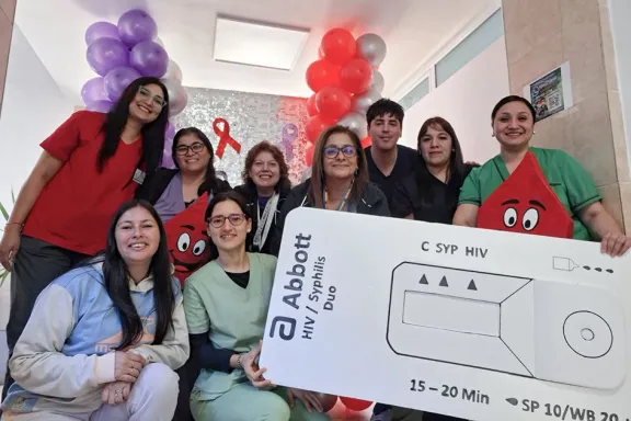 366-testeos-de-vih-gratuitos-y-215-vacunas-el-balance-de-la-