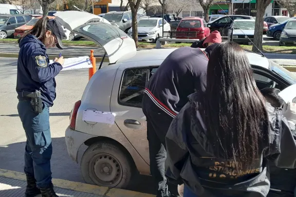 droga-y-dinero-en-efectivo-otro-golpe-al-microtrafico-en-neu