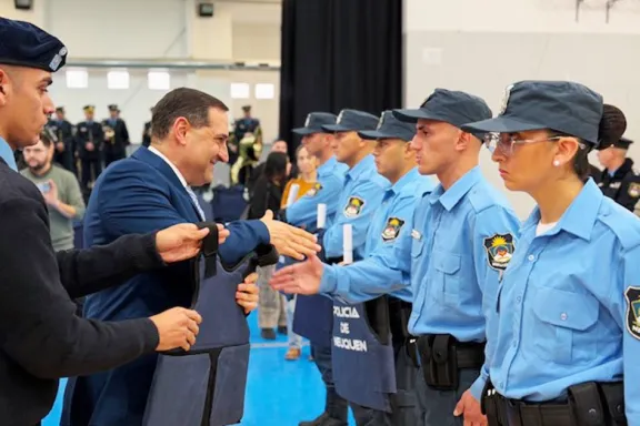 177-nuevos-agentes-se-incorporan-a-la-policia-de-neuquen-en-