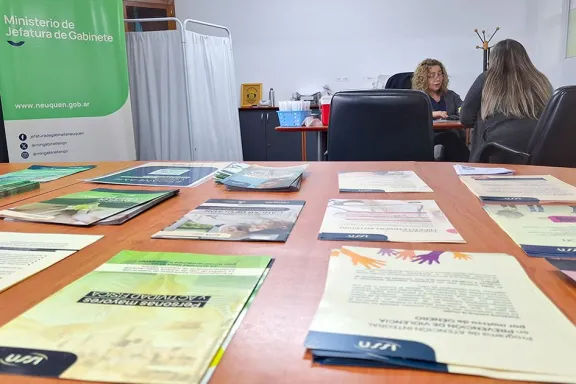 cuidar-al-que-cuida-llega-a-plottier-y-cutral-co-para-vacuna