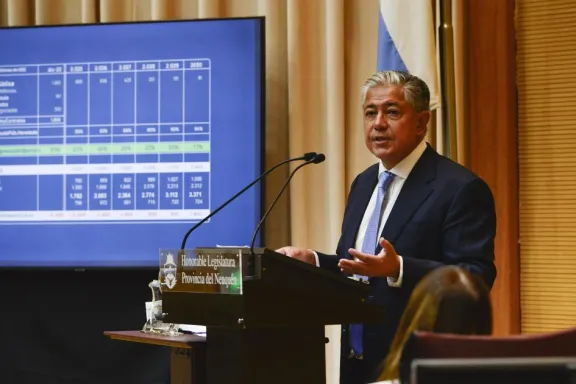 figueroa-presenta-presupuesto-2027-1800-millones-de-dolares-