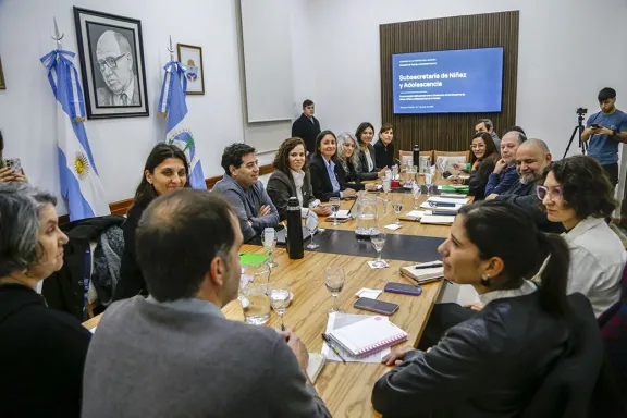 neuquen-y-la-defensoria-nacional-de-ninez-acuerdan-agenda-de
