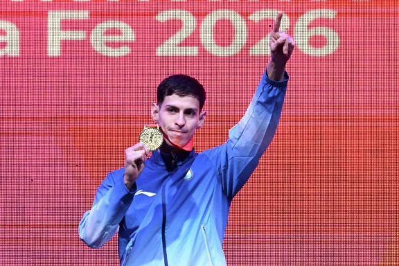 jose-luis-acuna-logro-el-oro-en-taekwondo-y-cerro-la-mejor-j